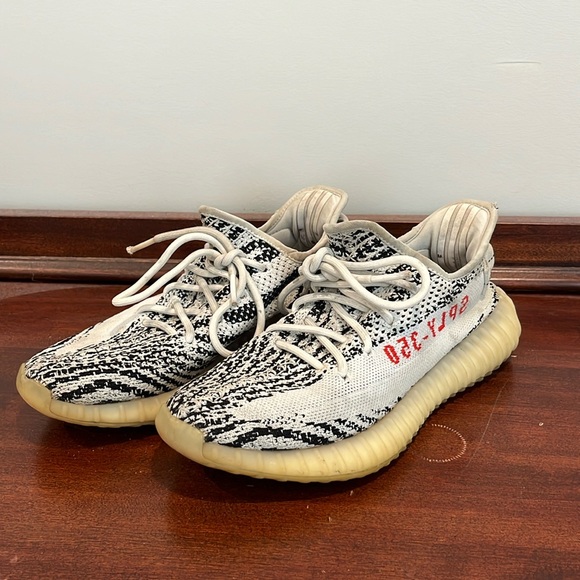 Yeezy Boost 350 'Zebra' - Picture 1 of 4
